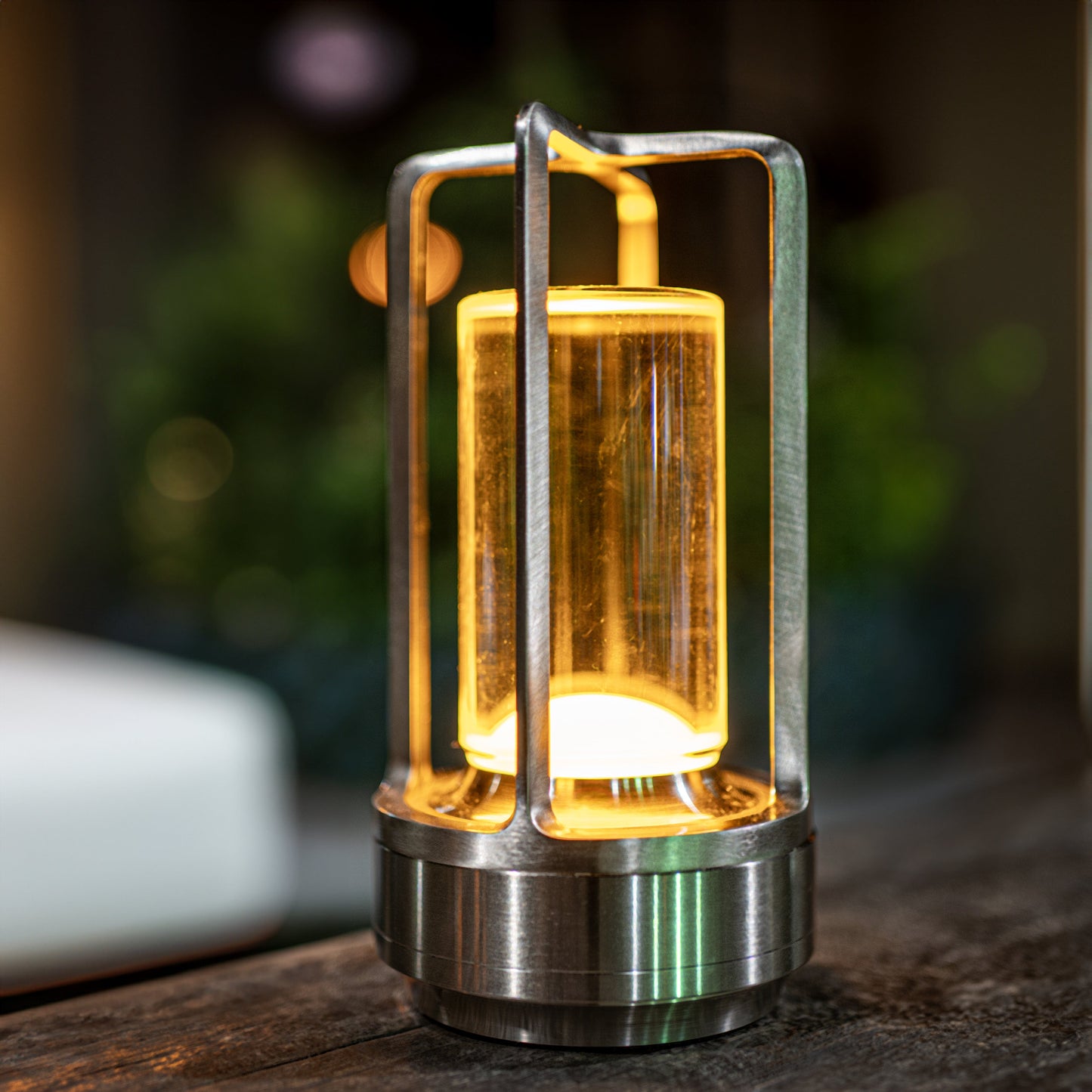 Klarako™ | Crystal Lantern with Touch Control & USB Charging | Elegant Lighting for Any Room